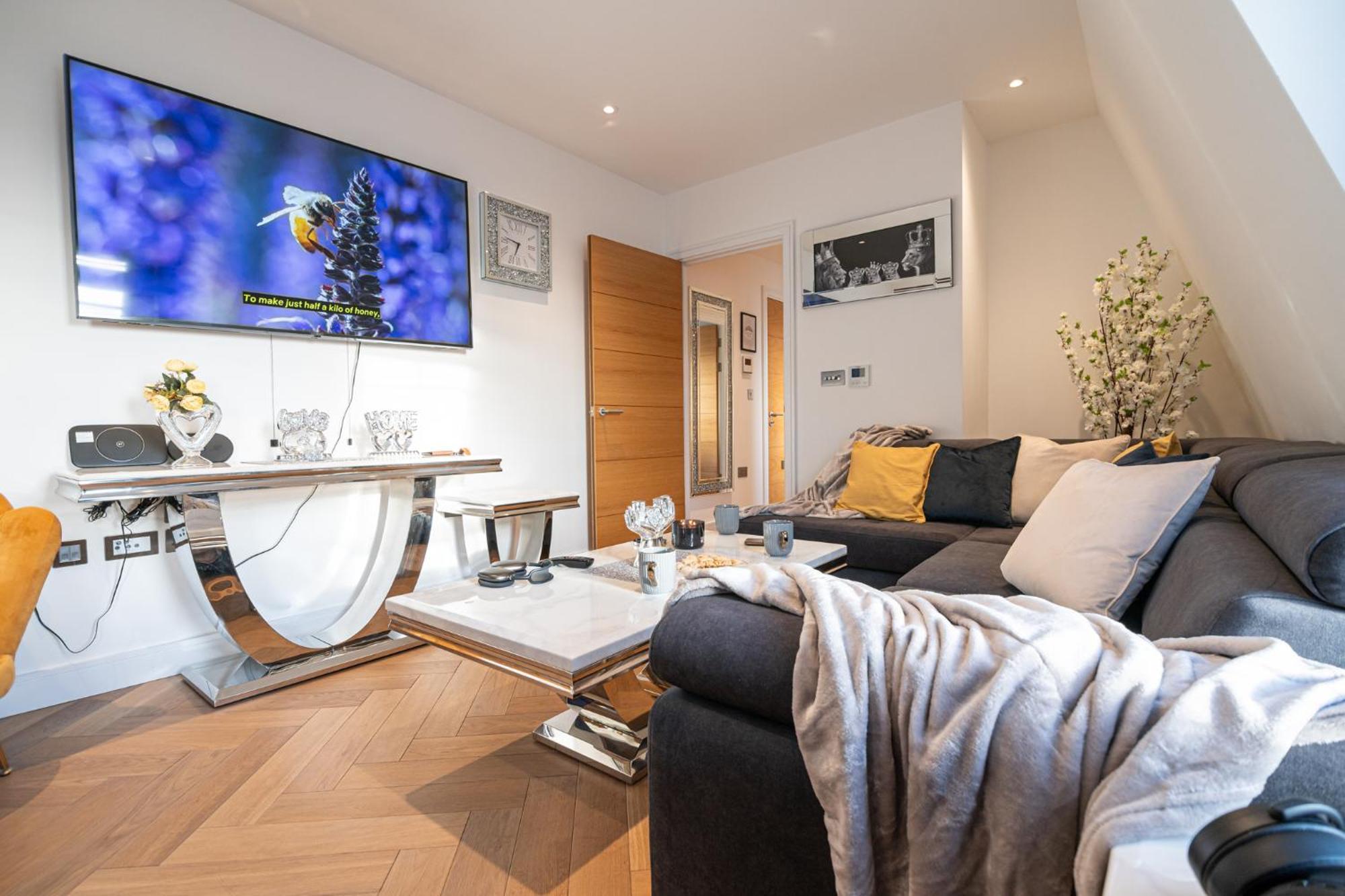 Stunning 1-Bedroom Penthouse In Marble Arch 72 Londra Dış mekan fotoğraf
