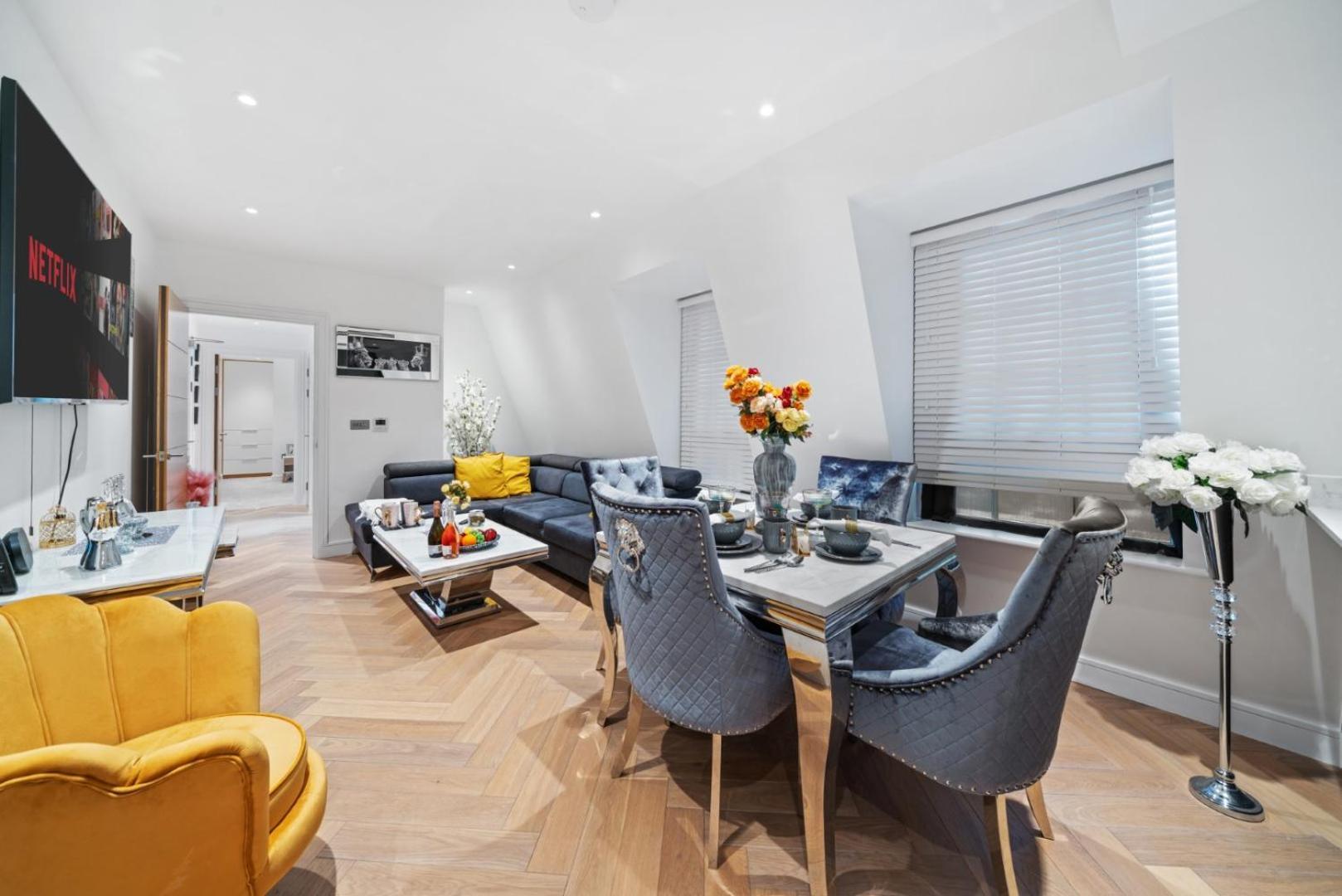 Stunning 1-Bedroom Penthouse In Marble Arch 72 Londra Dış mekan fotoğraf